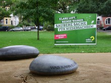 Grünes Wahlplakat am Kantplatz